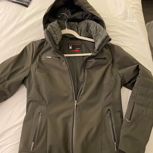 SPYDER UNWORN SKI PARKA - Picture 2 of 2